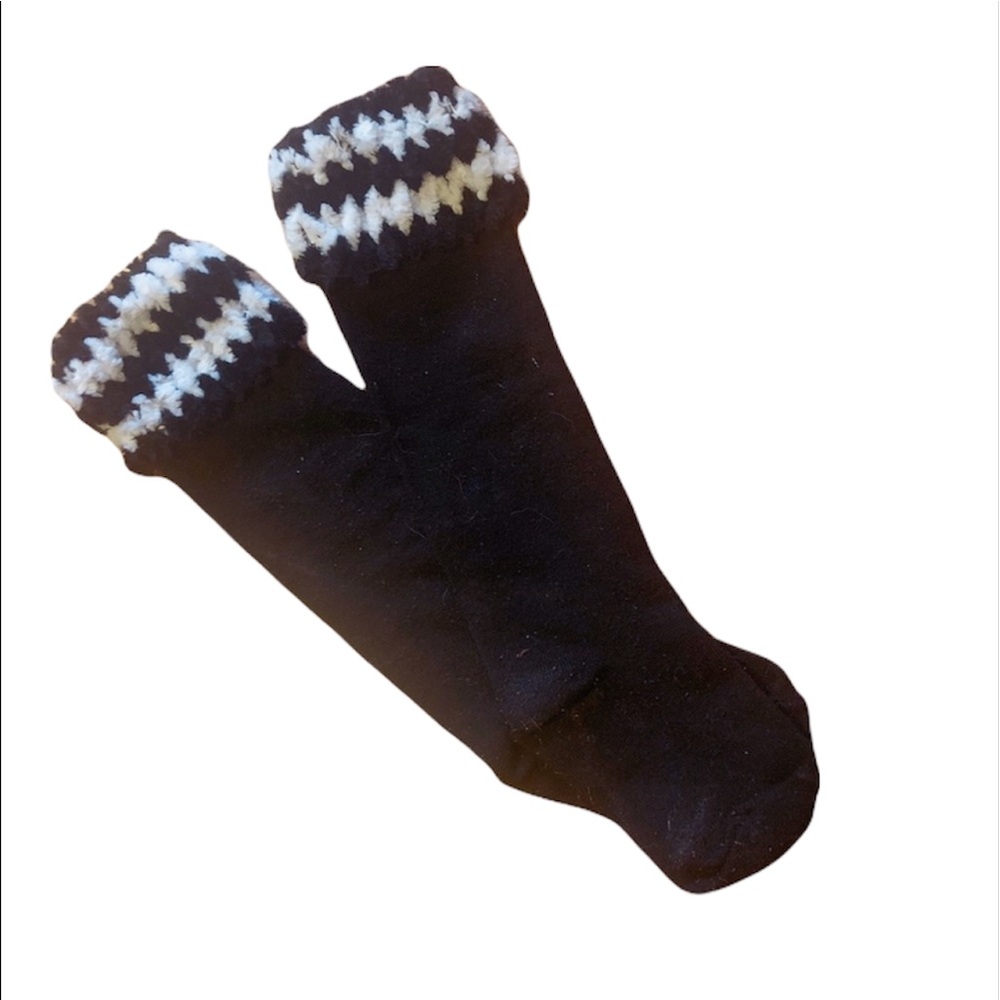 Black Mid Length Cozy Warm Socks